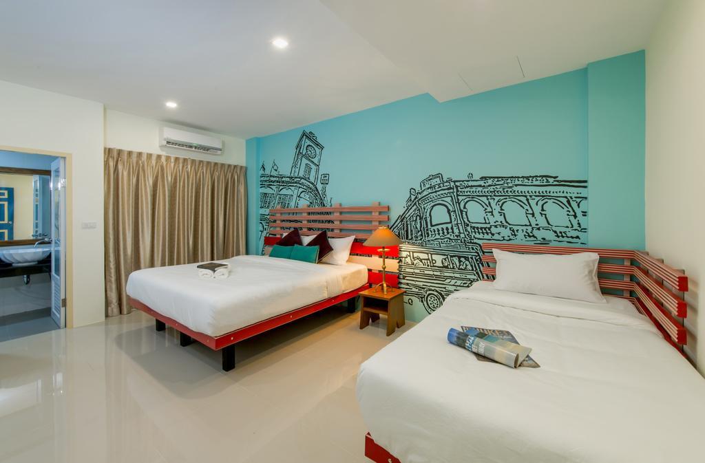 The Pho Thong Phuket Hotel Room photo